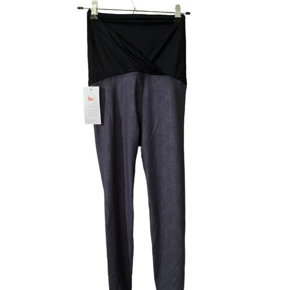 Maternity Isabel Active Leggings - Picture 4 of 8